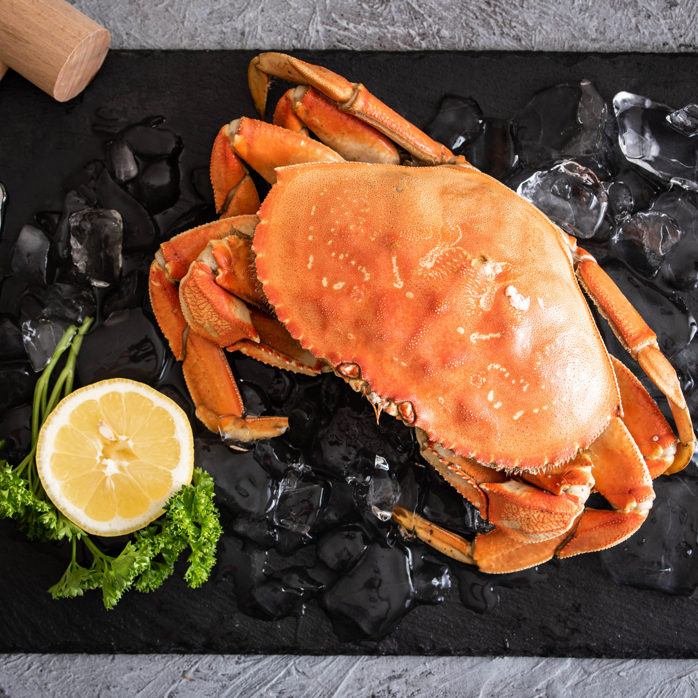 Whole Cooked Dungeness Crab (Box of 4 & 8)