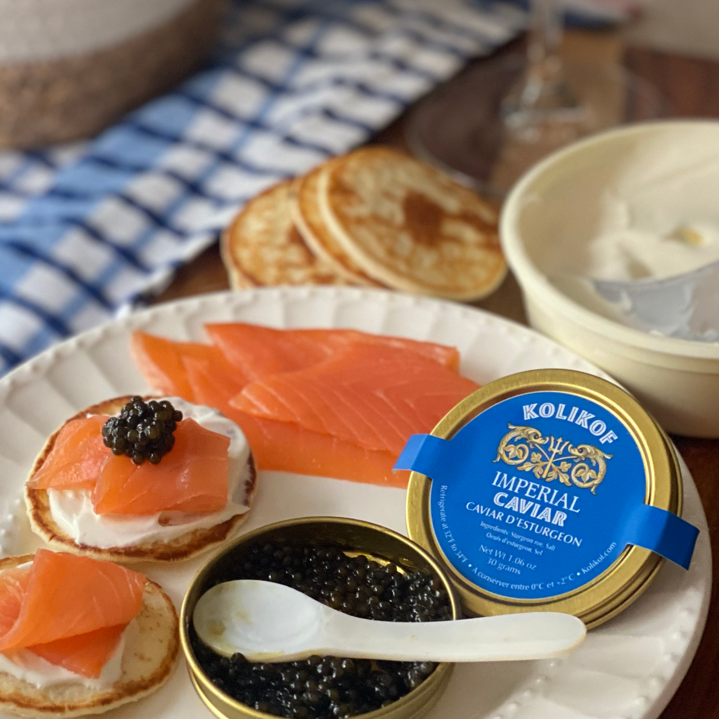 Blinis, Creme Fraiche, Caviar Spoon & Key (16 pack)